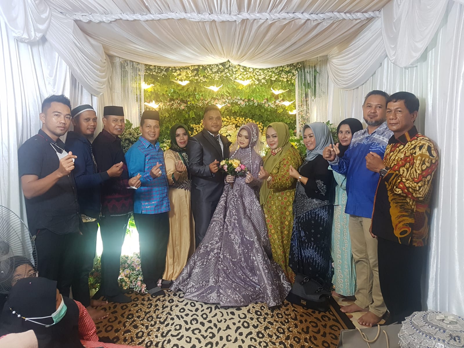 Hadiri Pernikahan Kerabatnya di Kotabaru, Panglima Laskar : Semoga Nanti Ada Waktu Luang, Agar Bisa Berlama-lama Kumpul dengan Keluarga