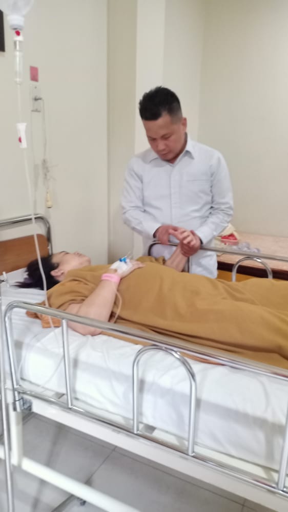 Panglima Laskar Pijat Sang Istri Pasca Operasi, Beredar di Group WhatsApp